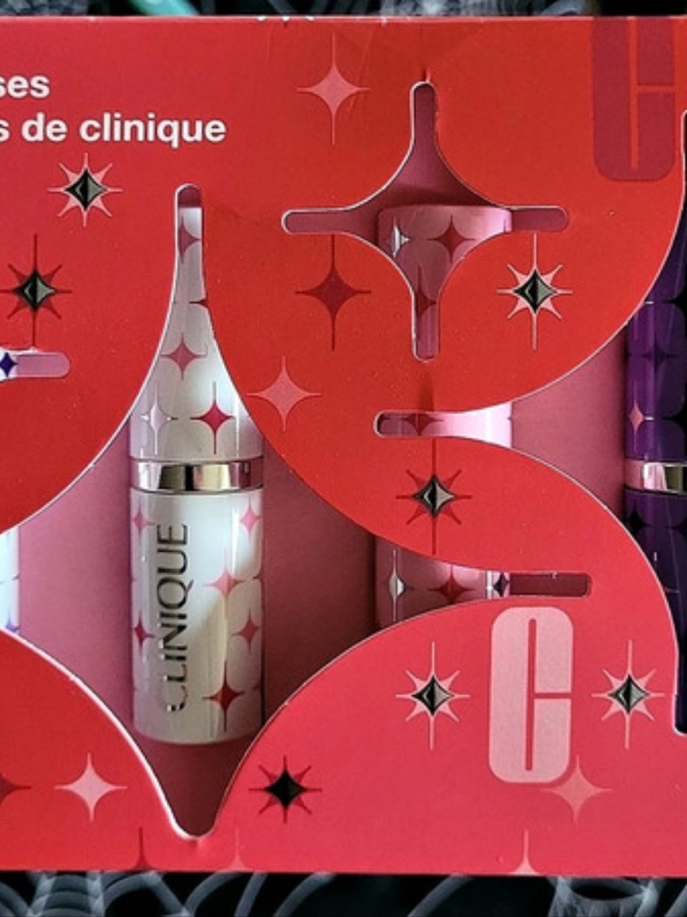 Clinique Kisses Lipstick Set Red & Purple